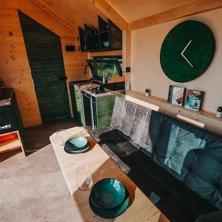 Apartment Tiny House Rakosnicek